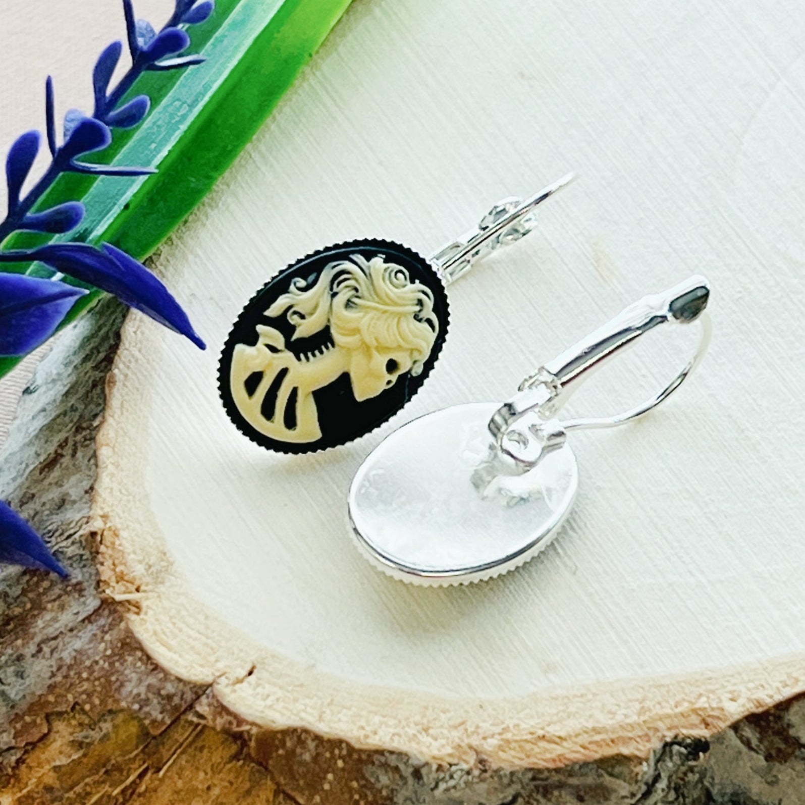 Gothic Lolita lady skeleton came earrings