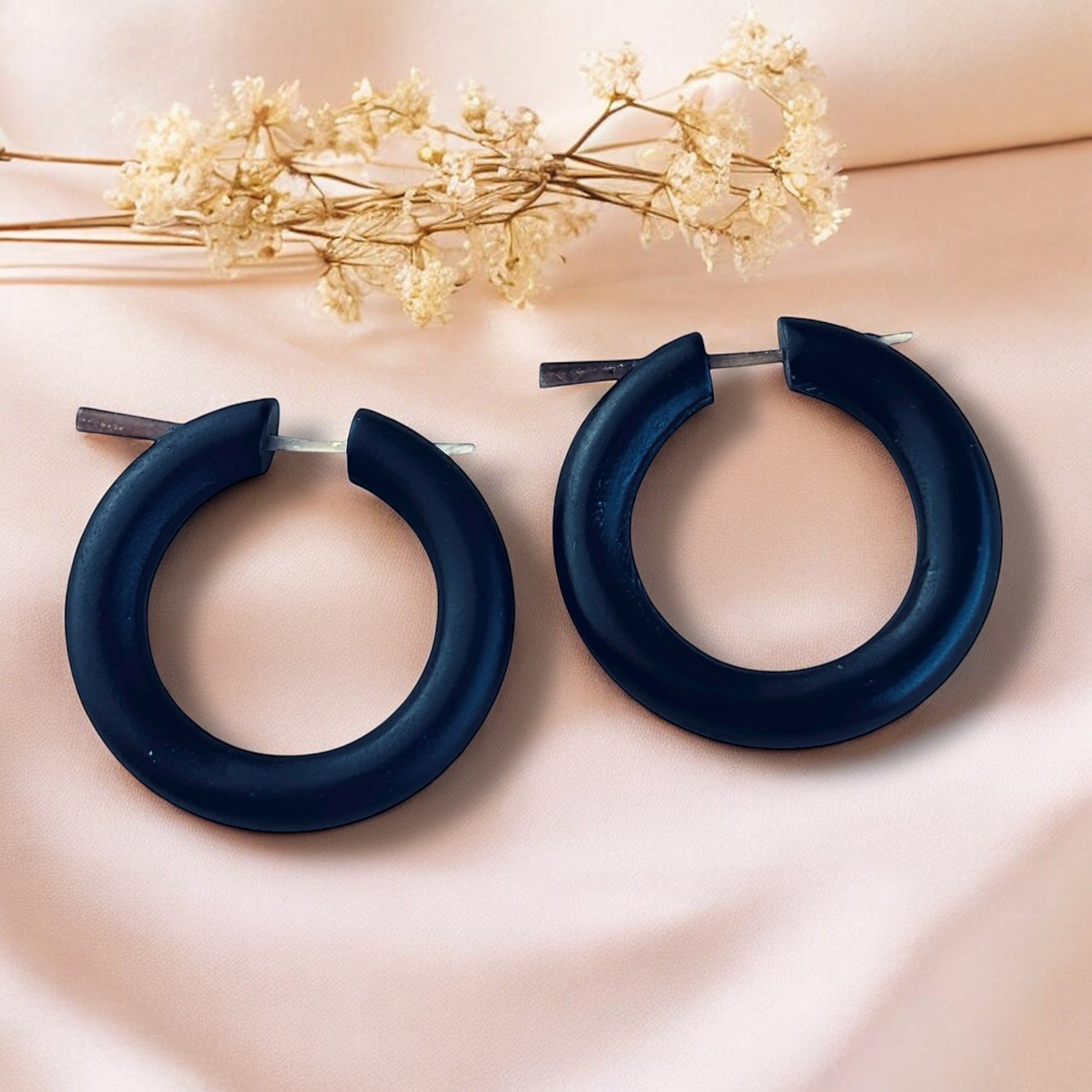 Wooden hoop black earrings for women boho